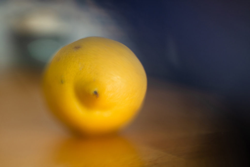 J'ai testé le freelensing. Prise de vue avec un citron.